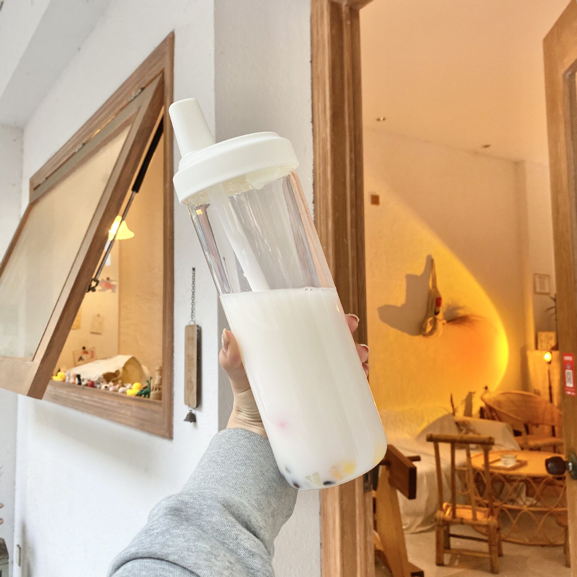 Household plastic water cup image