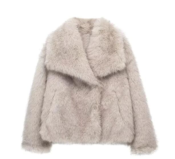 Mylah ™ | Pelzjacke image